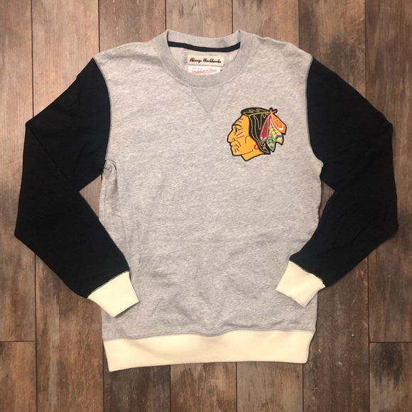 Mitchell & Ness Other - 🏒Chicago Blackhawks Fleece Crew | Mitchell & Ness